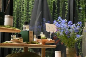R Flower & Café - R Workshop & Art Space