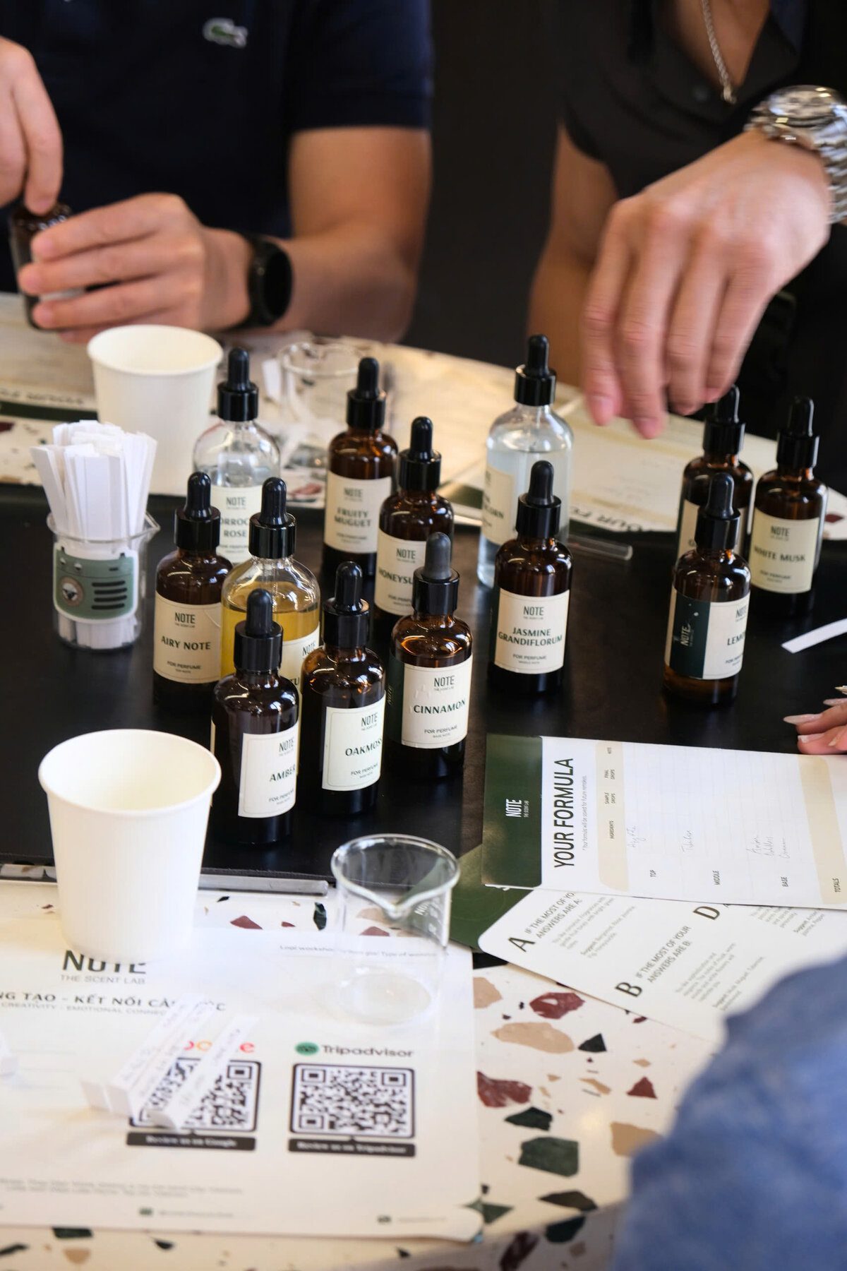 premium-perfume-workshop-thao-dien-featured - R Workshop & Art Space premium perfume workshop thao dien — R Parfums & NOTE workshop Thao Dien