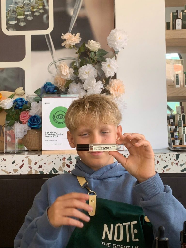 showroom nuoc hoa niche r parfums — R Parfums & NOTE workshop Thao Dien