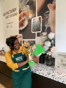 workshop nuoc hoa cho expat thao dien — R Parfums & NOTE workshop Thao Dien